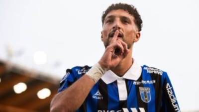 الأهلى يعلن ضم وسام أبو على من سيريس السويدى