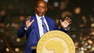 الكاف يدرس إمكانية إلغاء كأس الكونفدرالية فى المستقبل 