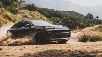 بورشه تستعد لإطلاق (ماكان) الكهربائية 