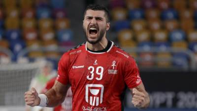 يحيى الدرع : سعادتي لا توصف بالتتويج بالأمم الإفريقية والجماهير كلمة السر 