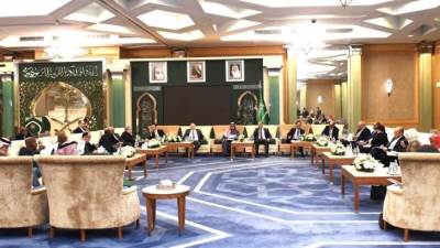 مندوب فلسطين لدى الجامعة العربية يشارك في اجتماع تشاوري لإصلاح وتطوير الجامعة