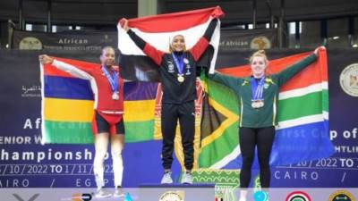 نعمة سعيد تحصد 3 ميداليات ذهبية ببطولة إفريقيا لرفع الأثقال  