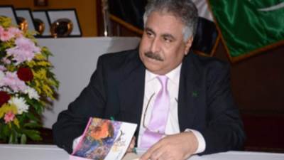 شاهد.. الشاعر إبراهيم الجريفاني وانطباعاته عن معرض القاهرة الدولي للكتاب الدورة 55