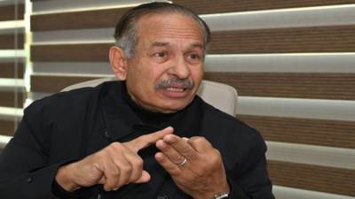 لجنة فنية من اتحاد اليد تحسم الجدل حول ملعب القمة 