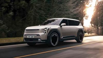 اختيار كيا EV9 كواحدة من السيارات الثلاثة الأوائل في العالم والمرشحة ضمن فئتين من جوائز السيارات العالمية لعام 2024 