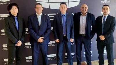  أبوغالي موتورز تحتل المركز الأول عالميَا وتتصدر ترتيب وكلاء چيلي في مبيعات فئة السيارات GX والمركز الثالث عالميًا لخدمات عملاء ما بعد البيع 