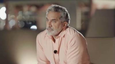 غدًا.. باسم يوسف انفراد جديد لبرنامج المغرد على قناة أبو ظبي