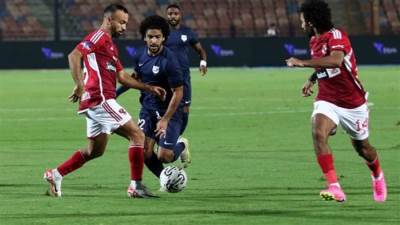  الأهلى يقع فى فخ التعادل مع إنبى 2 / 2 ويمنحه صدارة الدورى منفردا 