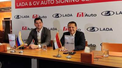 «جي في للاستثمارات» توقع اتفاقية شراكة حصرية مع «لادا مصر» لتصنيع وتوزيع السيارات في السوق المصري