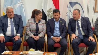 وزير الشباب والرياضة ووكيل الوزارة يشهدان صالون رؤي الشباب في نسخته الرابعة بالإسكندرية