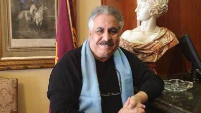 بالفيديو.. الشاعر السعودي إبراهيم الجريفاني يدشن ديوان "أنسنة الرؤية" بالقاهرة