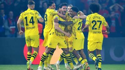 باريس سان جيرمان يودع دورى أبطال أوروبا بهزيمة قاسية أمام دورتموند