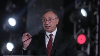 الخطيب رئيسًا لبعثة الأهلي في تونس