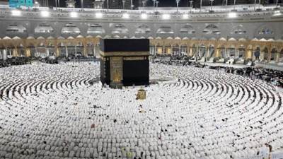  رئاسة الشؤون الدينية تعزز مبادرة الإكرام في تعظيم البيت الحرام