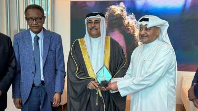 المهرجان العربي للإذاعة والتليفزيون يكرم رئيس البرلمان العربي في تونس