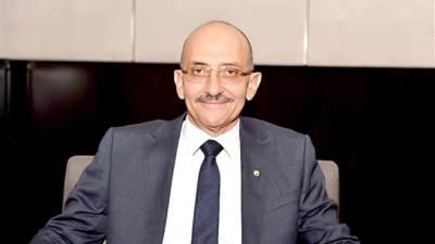 علاء فكري : طبيعة السوق تجعله بعيدا عن الانخفاضات السعرية والمعروض يخاطب شريحة واحدة من العملاء