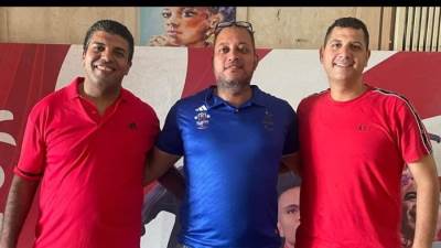 منتخبات مصر تواصل تدريباتها في باريس وجهد خاص لهذا الثلاثي 