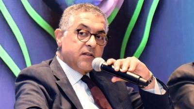 الرئيس التنفيذي للهيئة العامة للاستثمار والمناطق الحرة يستعرض جهود تحفيز الاستثمار في الاقتصاد الأخضر 