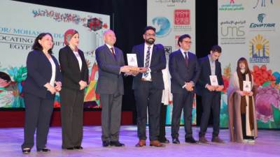 محافظ القاهرة و وزير الثقافة يشهدان انطلاق فعاليات الملتقى الدولى الثامن لفنون ذوى القدرات الخاصة 