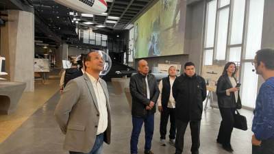 وزير الكهرباء : يزور معرض إنجازات الصناعة الوطنية الروسية 