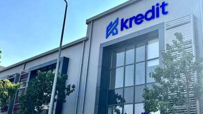 لدعم المشروعات الصغيرة والمتوسطة.. البنك الأهلي يمول كريديتKredit بـ 50 مليون جنيه