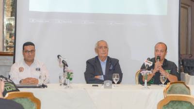 انطلاق بطولة "REV IT UP" مصر الشرق الأوسط لسباقات السيارات بالإمارات