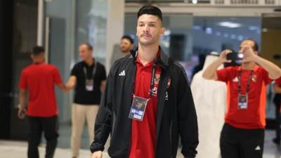 محاولات أهلاوية لتجهيز أشرف داري لمواجهة العين بكأس الأنتركونتيننتال