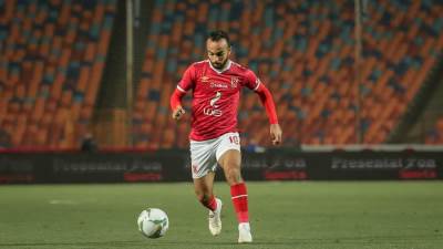  أفشة يسجل ثالث أهداف الأهلي أمام العين الإماراتي من ركلة جزاء