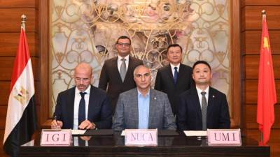 وزيرا الإسكان المصرى والصينى يشهدان توقيع اتفاقية إدارة وتشغيل العاصمة الإدارية 