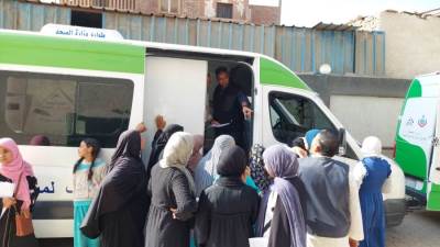 محافظ الجيزة: الكشف علي ٧١٠٠ مواطن من أهالي الصف والبدرشين علي مدار أربعة أيام 