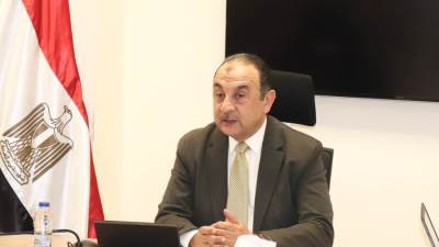 وزير قطاع الأعمال يتابع الموقف التنفيذي لمشروعات قطاع الصناعات المعدنية ويشدد على تسريع وتيرة الإنجاز 