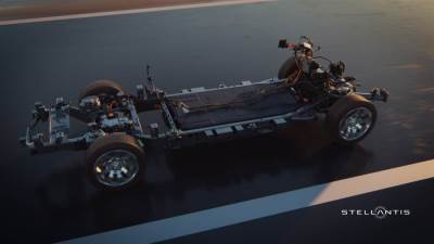 ستيلانتيس تكشف عن منصة STLA Frame الجديدة.. ثورة في عالم السيارات الكهربائية متعددة الطاقات