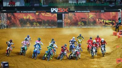 نهائيات بطولة العالم للدراجات النارية سوبر كروس تستعد لختام مثير للموسم في أبوظبي