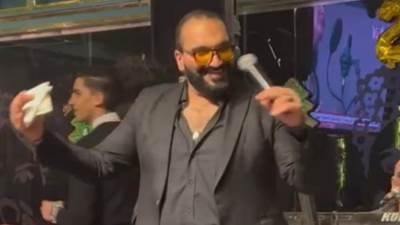 الجبل محمد حسن مع الموسيقار تامر نصر يبدعون بوردة الشيخ زايد