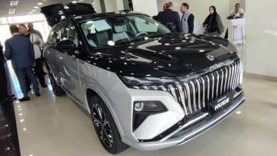 شركة مصر حلوان للسيارات تقدم سياراتها (آيلوس هيوج –AEOLUS HUGE)   إعلامياً