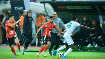 الأهلي يهزم المصري بثنائية ويتساوى مع الزمالك فى صدارة الدوري