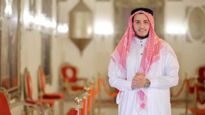 إندونيسيا تستعين بالقارئ المصري «علاء عقل» في رمضان