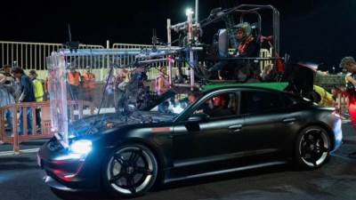 بورشه تايكان .. نجم جديد بالجزء الثانى لفيلم (Den of Thieves)