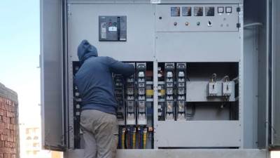 الإسكان: إطلاق التيار الكهربائي بأراضي بيت الوطن "المرحلة الثانية" بامتداد النرجس بالقاهرة الجديدة