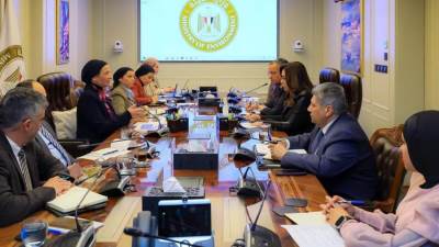 وزيرة التنمية المحلية تبحث مع وزيرة البيئة عدداً من الملفات المشتركة لدعم الاستثمار البيئي