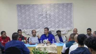 رئيس اتحاد ألعاب القوى يجتمع بلاعبي منتخب 2009 و2010 استعدادًا لأولمبياد 2026