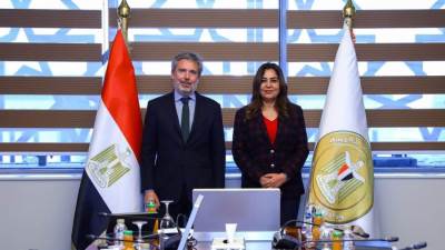 وزيرة التنمية المحلية تستقبل سفير إيطاليا بالقاهرة لبحث مجالات التعاون المشترك