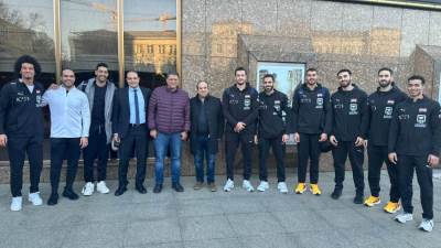 سفيرنا في كرواتيا يودع منتخب اليد ويؤكده فخره بما قدمه الفراعنة في المونديال 