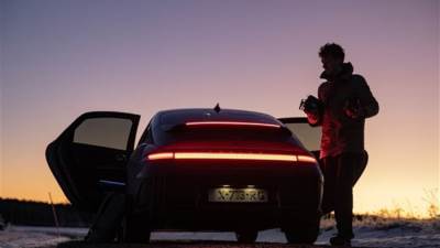 هيونداي أيونيك 6 تتصدر مؤشر "بي 3" للشحن الكهربائي