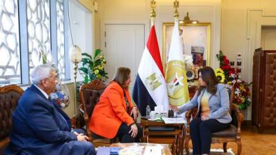 وزيرة التنمية المحلية تستقبل الرئيس التنفيذي لصندوق الإسكان الاجتماعي