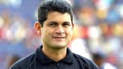 سيرة ذاتية مميزة لرئيس لجنة الحكام الجديد 