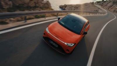 "سمارت" تعزّز التحوُّل إلى النقل المستدام في الإمارات بعروض استثنائية على المركبات الكهربائية