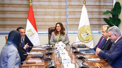 وزيرة التنمية المحلية تتابع مع وفد برنامج الأمم المتحدة للمستوطنات البشرية ملفات التعاون المشترك