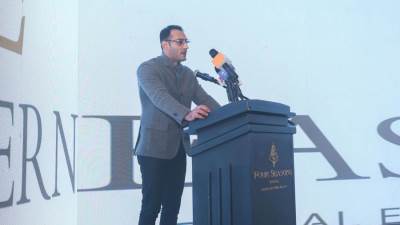 «إيسترن للتطوير» تتعاون مع «ميموري للإنتاج الفني» لتقديم فيلم «في اتجاه واحد»