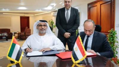 وزير الطيران يشهد توقيع اتفاقية تبادل معرفى بين سلطة الطيران المدني وهيئة الطيران بالإمارات